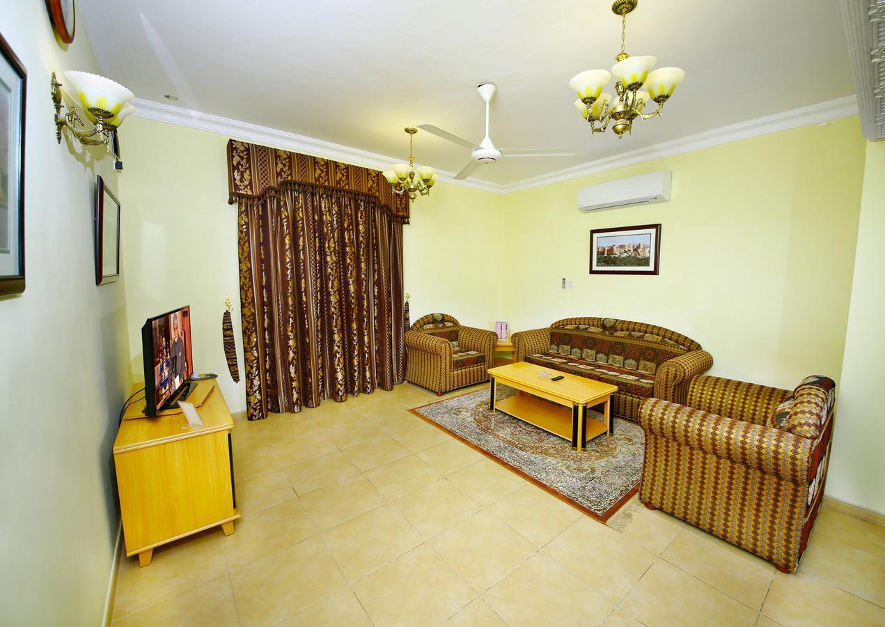 Muscat International Hotel Exterior photo